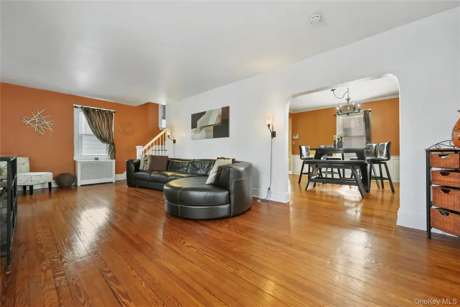 12 Irenhyl Avenue, Port Chester, NY 10573 - Image #3