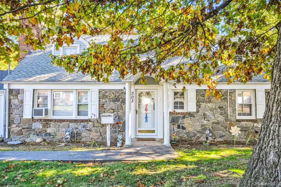 303 Nassau Boulevard, West Hempstead, NY 11552 - Image #3