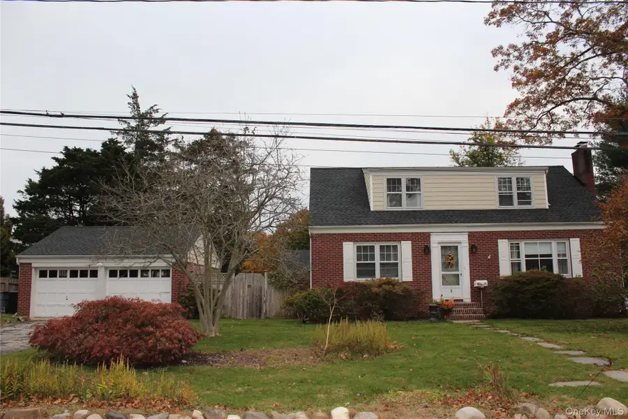 7 Okleigh Place, Northport, NY 11768 - Image #2