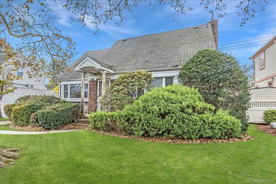 1683 Stewart Avenue, New Hyde Park, NY 11040 - Image #3