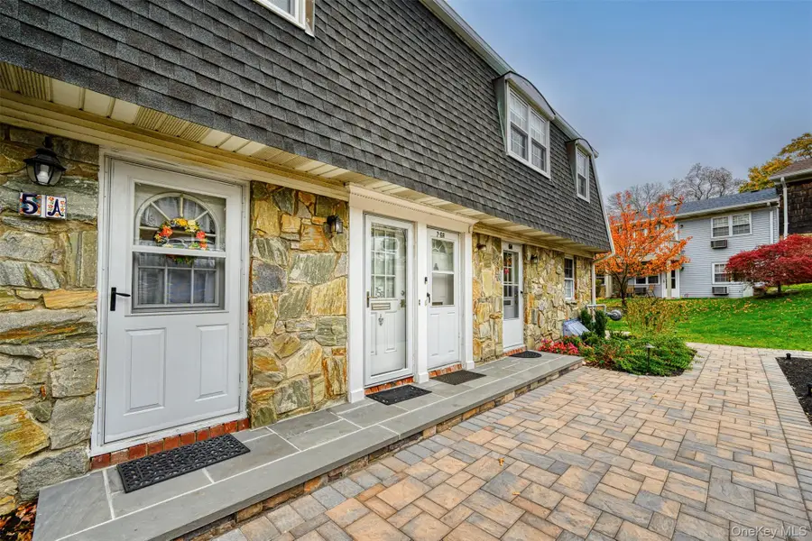 7 Harbour Lane #5B, Oyster Bay, NY 11771 - Image #3