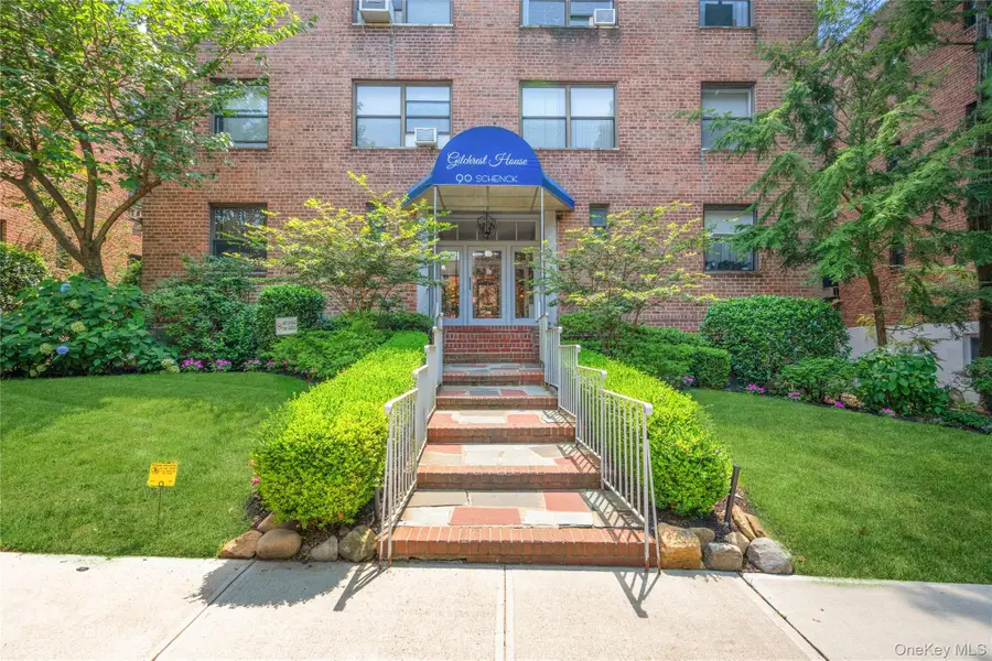 90 Schenck Avenue #2L, Great Neck, NY 11021 - Image #2