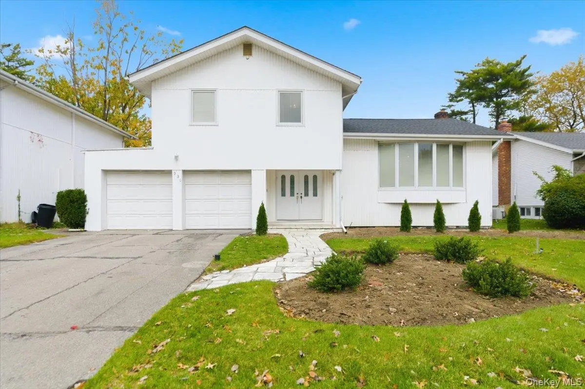 930 Jewel Drive, North Woodmere, NY 11581 - Image #1