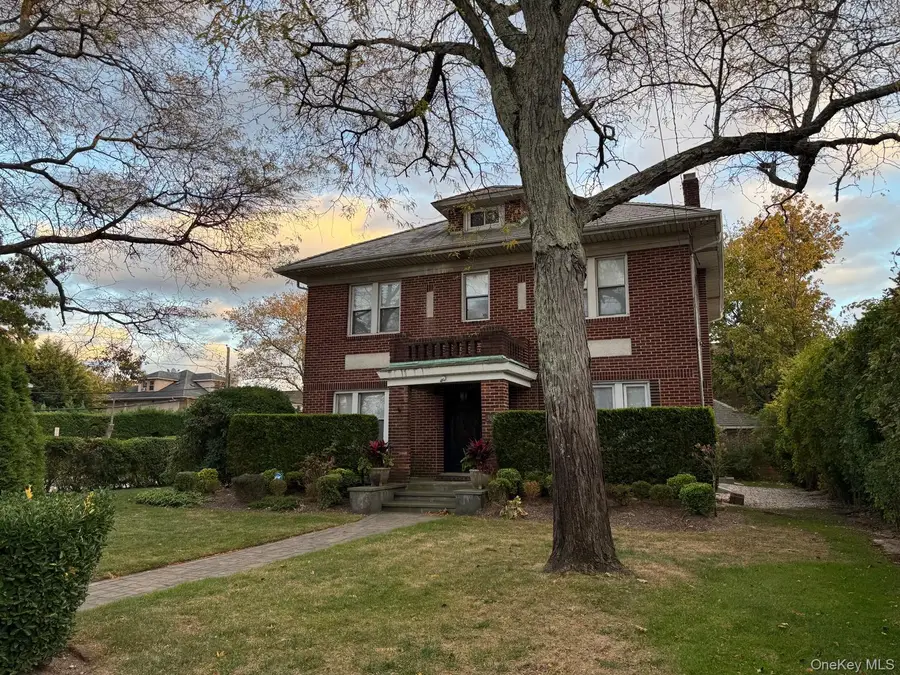 365 Broadway, Lawrence, NY 11559 - Image #2