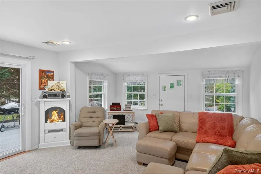3748 Noyac Road, Sag Harbor, NY 11963 - Image #3