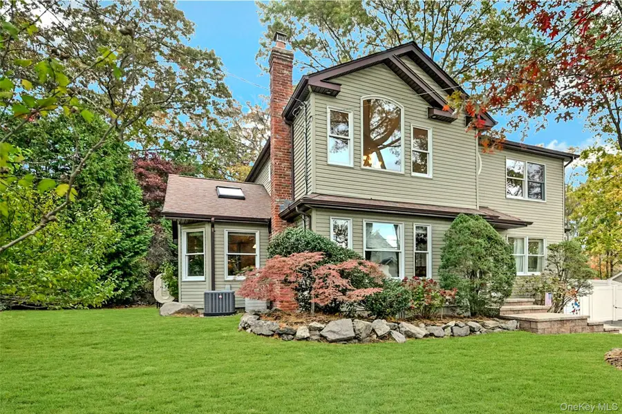 8 Margaret Avenue, Nesconset, NY 11767 - Image #3