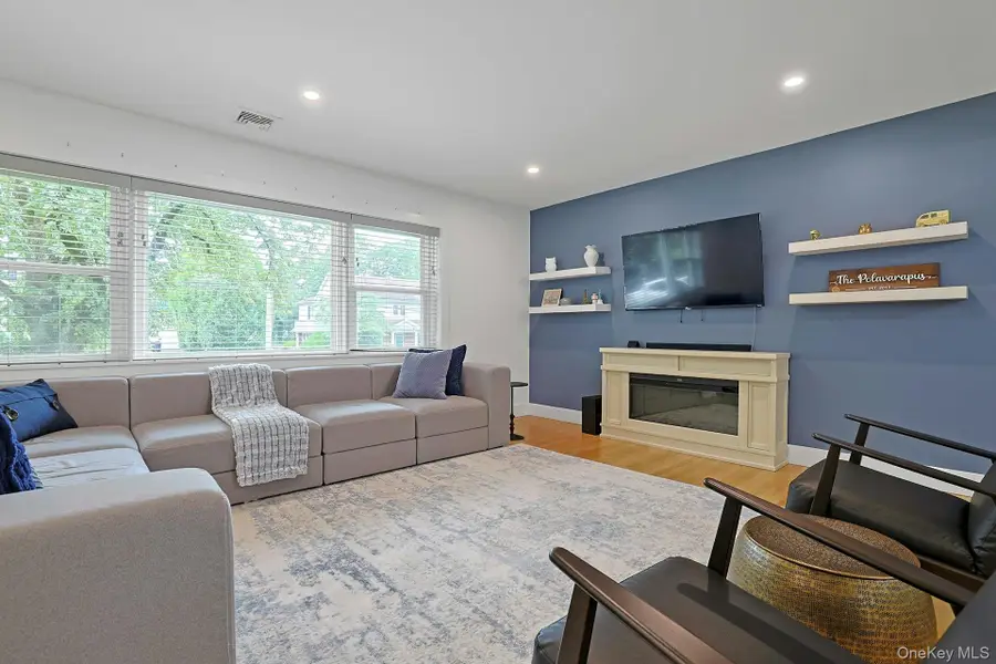 73 Bon Air Avenue, New Rochelle, NY 10804 - Image #3