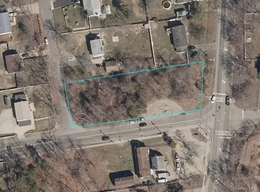 9 Maple Place, Central Islip, NY 11722 - Image #2