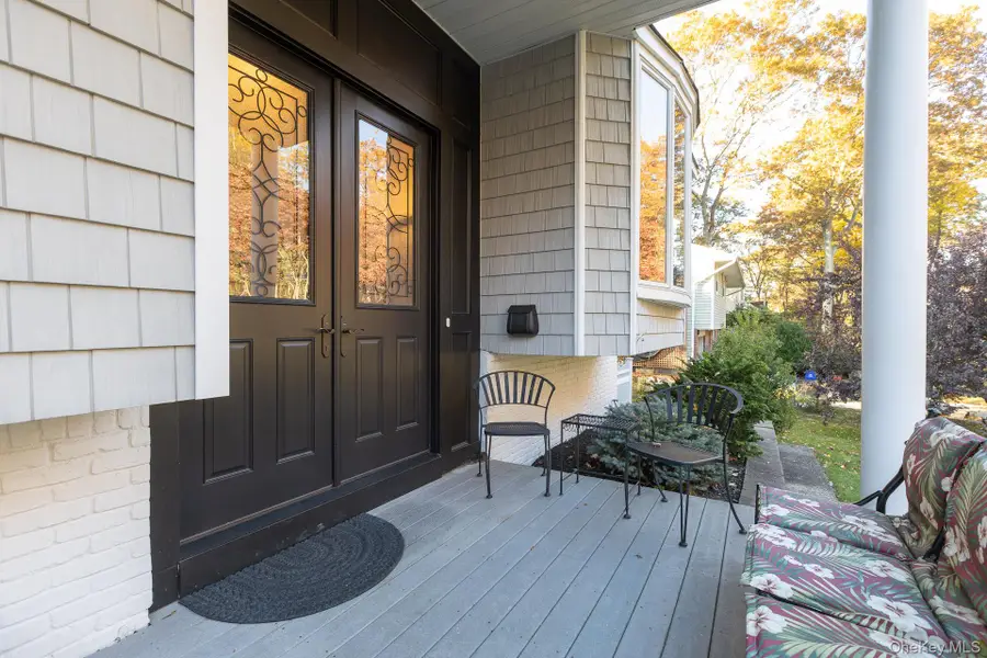 190 Northern Boulevard, Saint James, NY 11780 - Image #3