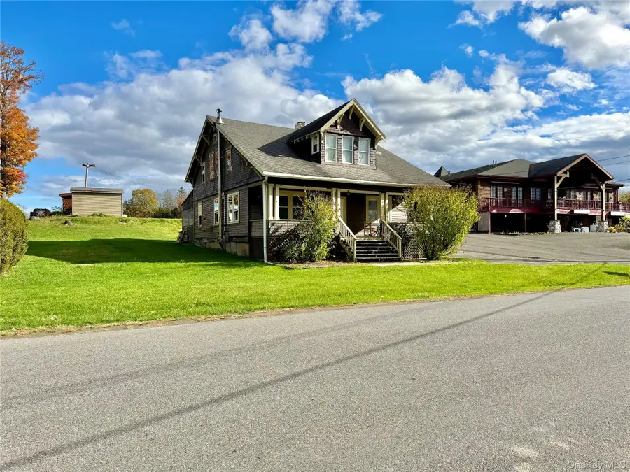 8 Forest Hills Avenue, Catskill, NY 12414 - Image #2