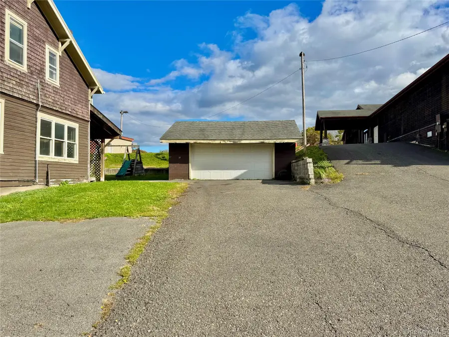 8 Forest Hills Avenue, Catskill, NY 12414 - Image #3