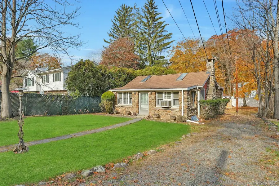 8 Morningside Road, New City, NY 10956 - Image #2