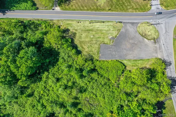 55 Cross Road, Marlboro, NY 12542