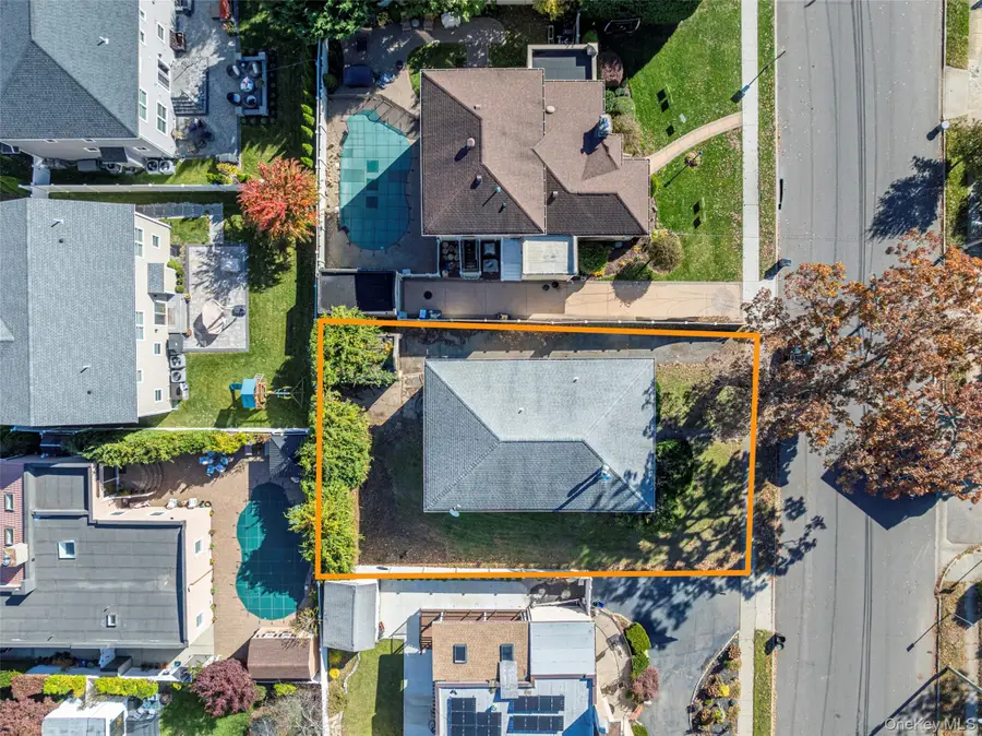 43 Wynsum Avenue, Merrick, NY 11566 - Image #3