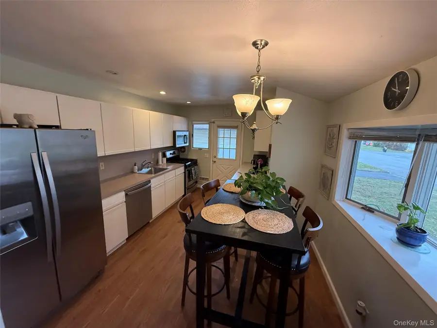 20 Sugarwood Lane, Commack, NY 11725 - Image #3