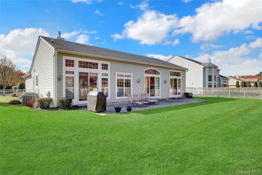 53 Hamlet Woods Drive, Saint James, NY 11780 - Image #3