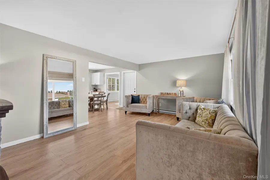 34 Round Hill Road, Walden, NY 12586 - Image #3