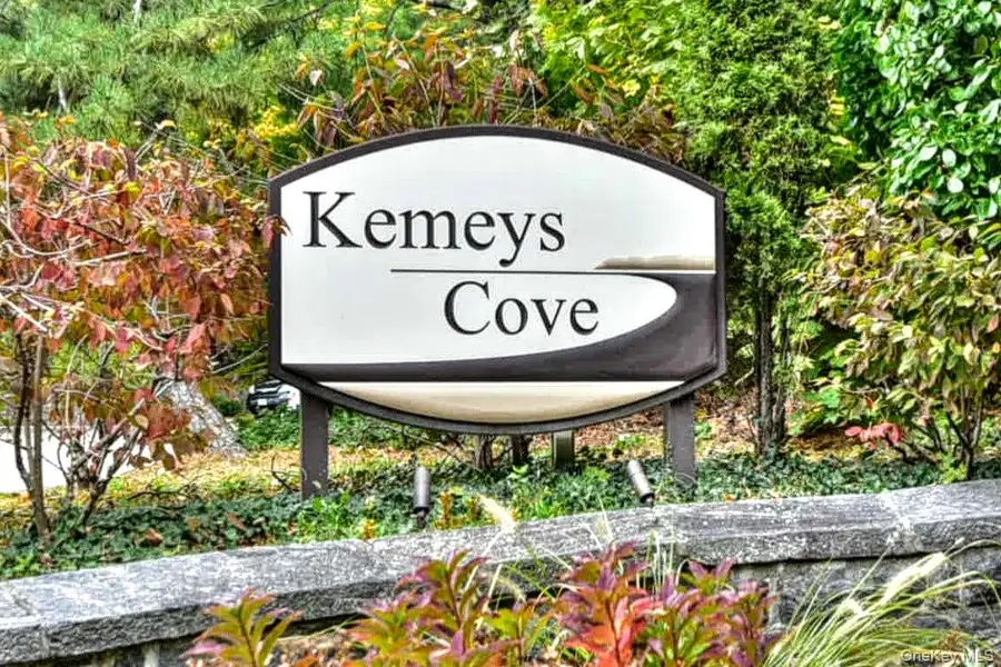 415 Kemeys Cove #4-15, Briarcliff Manor, NY 10510 - Image #2