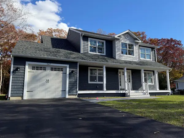 247 N Dunton Avenue, East Patchogue, NY 11772