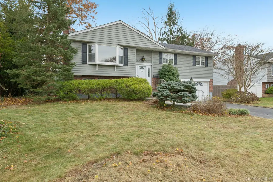 23 Tiffany Lane, Smithtown, NY 11787 - Image #3