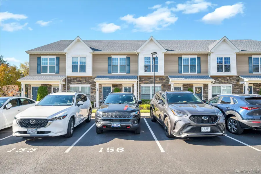 156 Ashley Court, Central Islip, NY 11722 - Image #3