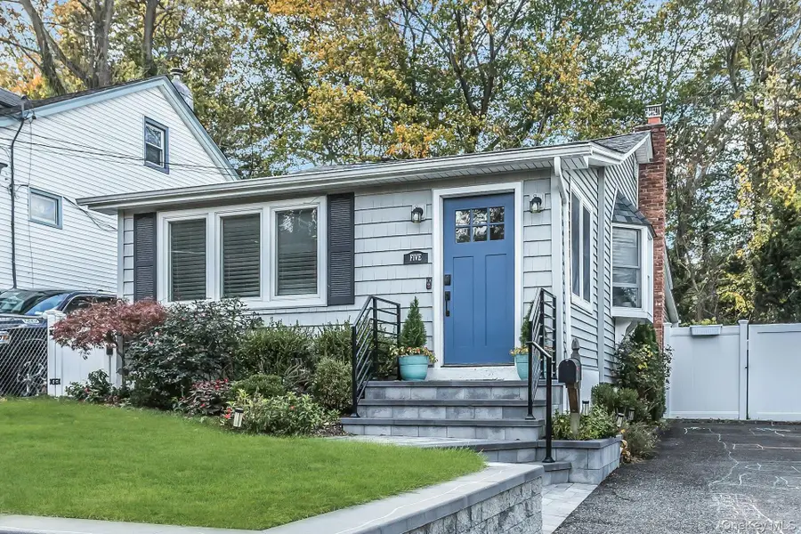 5 Cody Avenue, Glen Head, NY 11545 - Image #2