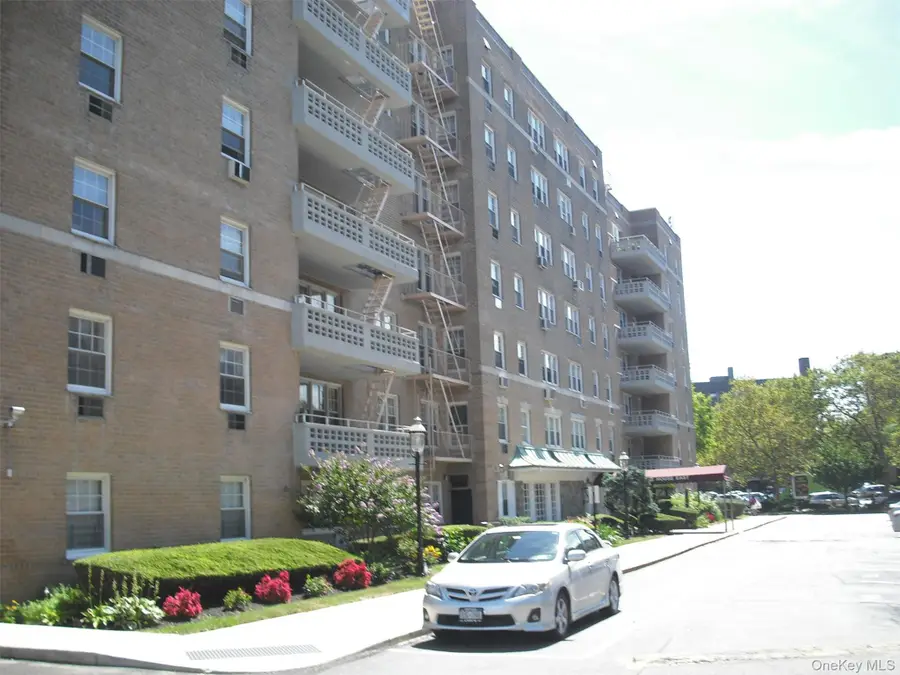84-39 153 Avenue #3A, Howard Beach, NY 11414 - Image #2