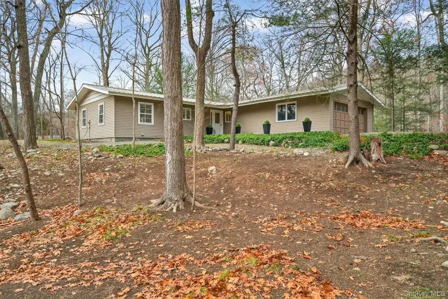 89 Maple Brook Road, Tuxedo Park, NY 10987 - Image #2