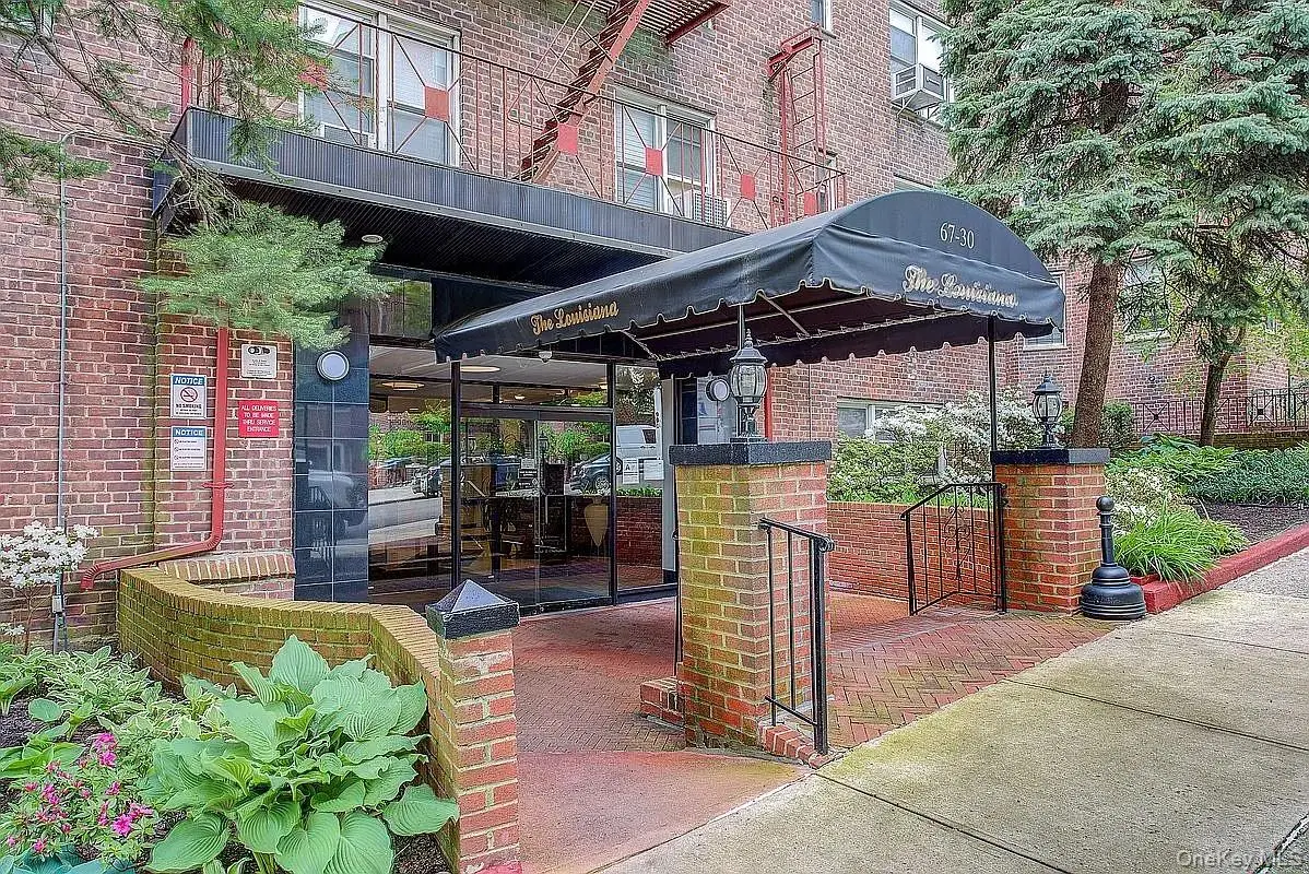 67-30 Clyde Street #4P, Forest Hills, NY 11375 - Image #1