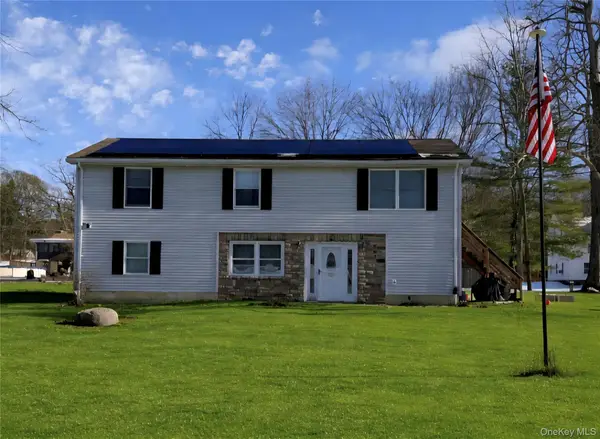 184 Quaker Street, Wallkill, NY 12589