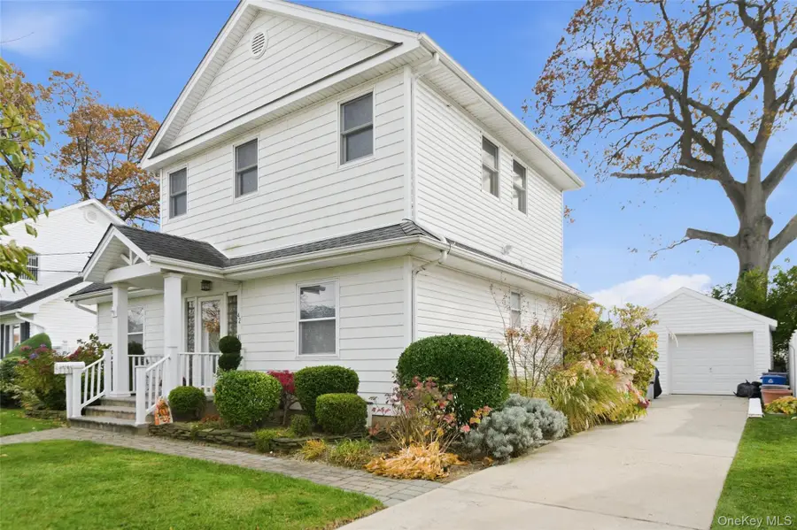 42 Homecrest Court, Oceanside, NY 11572 - #2