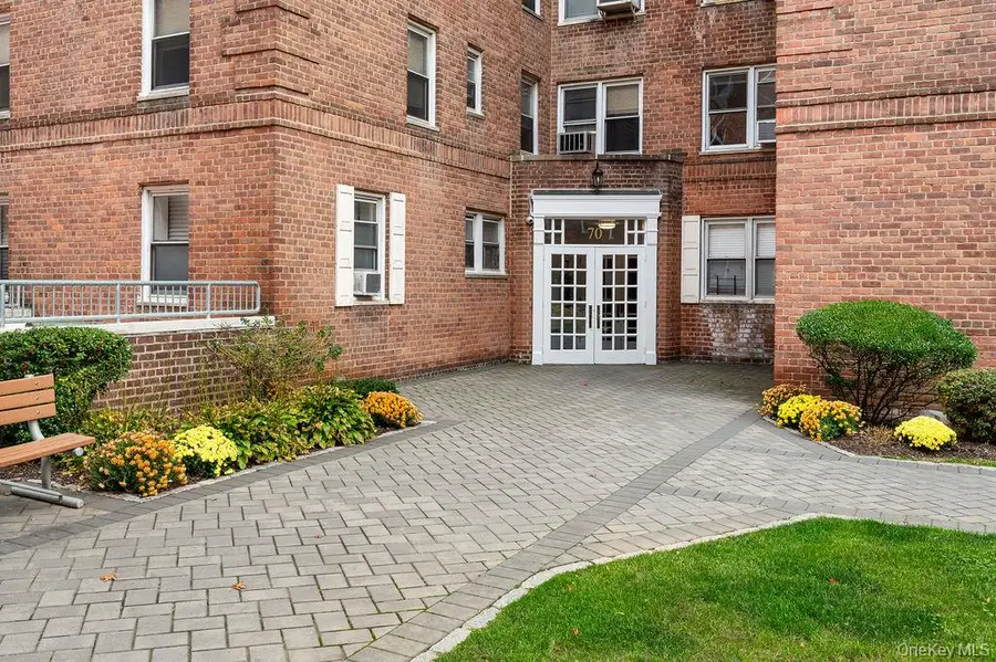 70 Locust Avenue #B101, New Rochelle, NY 10801 - Image #3