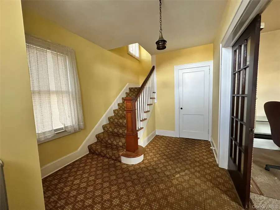 219 Rockledge Avenue, Buchanan, NY 10511 - Image #2