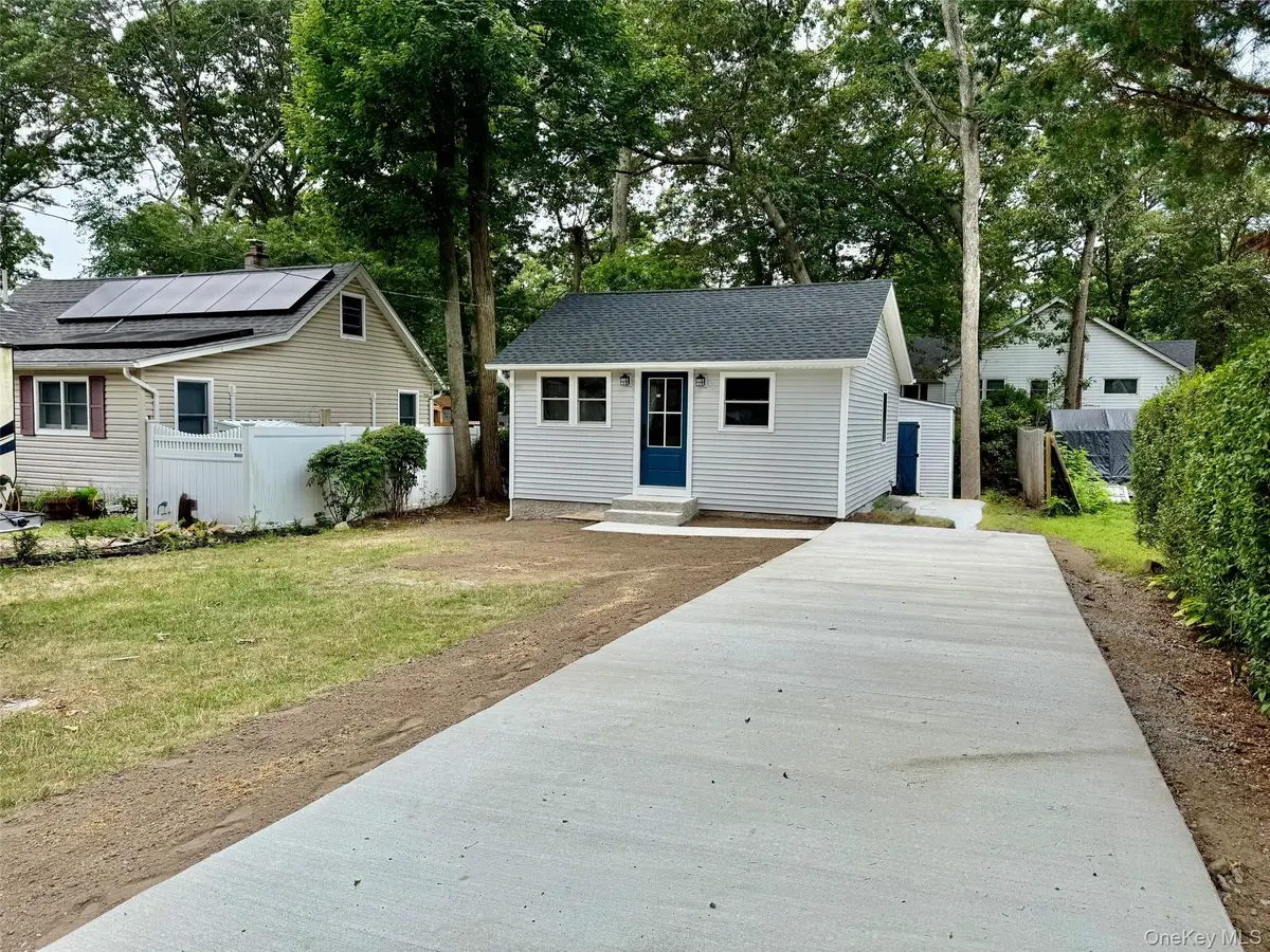 22 Lookout Drive, Sound Beach, NY 11789 - Image #1