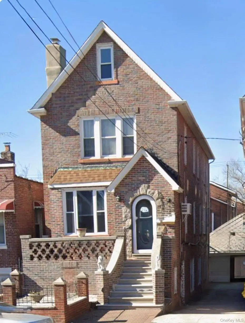 2527 Laconia Avenue, Bronx, NY 10469 - Image #1