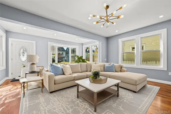 194-23 114th Road, Saint Albans, NY 11412