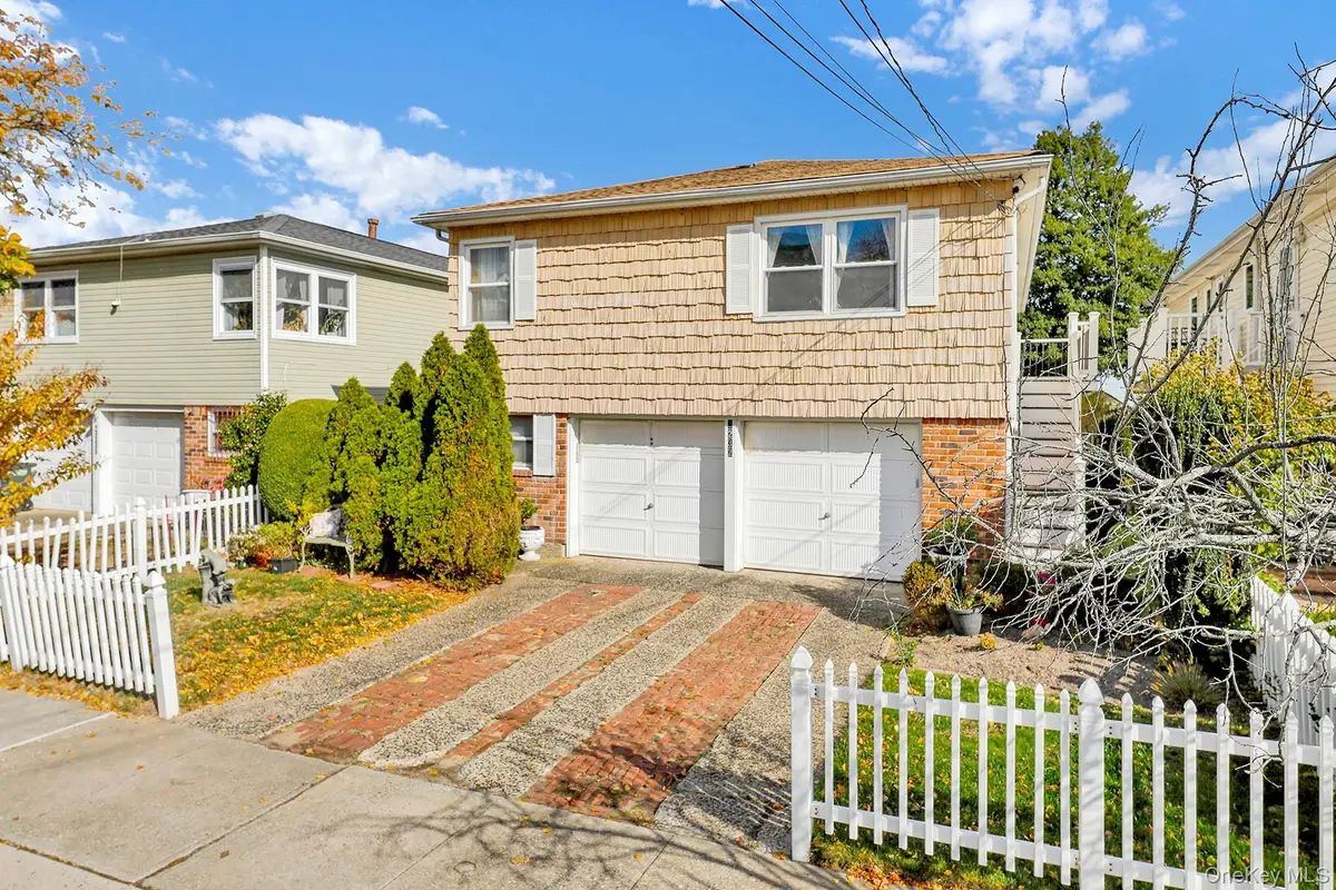 32-32 Plunkett Avenue, Far Rockaway, NY 11691 - Image #1
