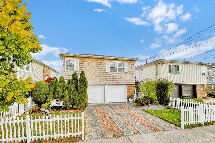 32-32 Plunkett Avenue, Far Rockaway, NY 11691 - Image #2