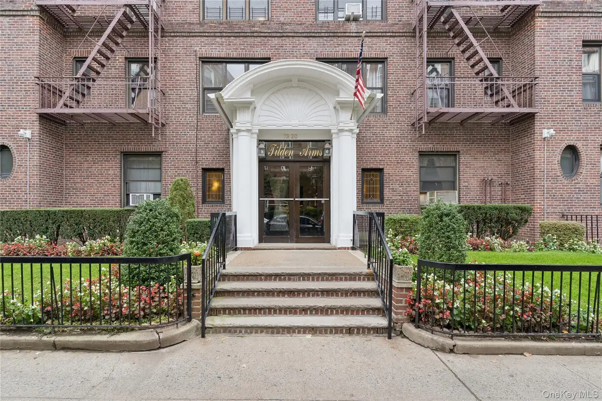73-20 Austin Street #2E, Forest Hills, NY 11375 - Image #1