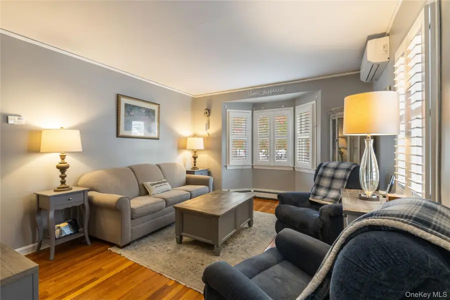 959 N 5th Street, New Hyde Park, NY 11040 - Image #3