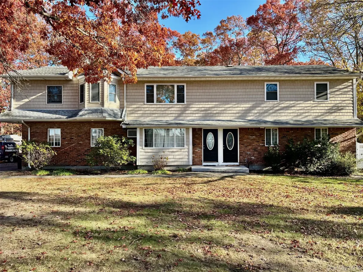 141-143 Oakdale Bohemia Road, Oakdale, NY 11769 - Image #1