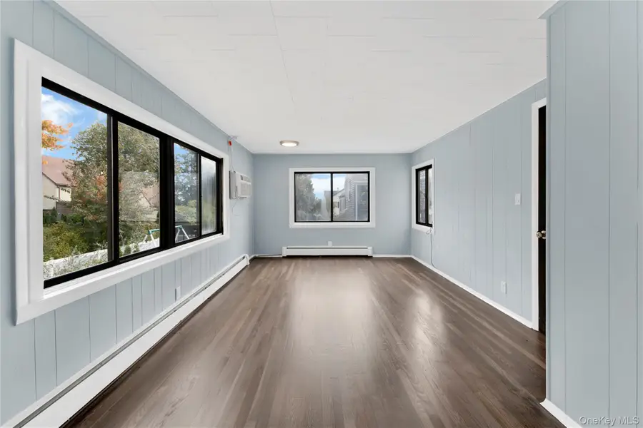 28 Crestmont Avenue, Yonkers, NY 10704 - Image #2