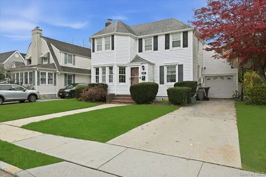 143 Bromleigh Road, Garden City, NY 11530 - Image #3