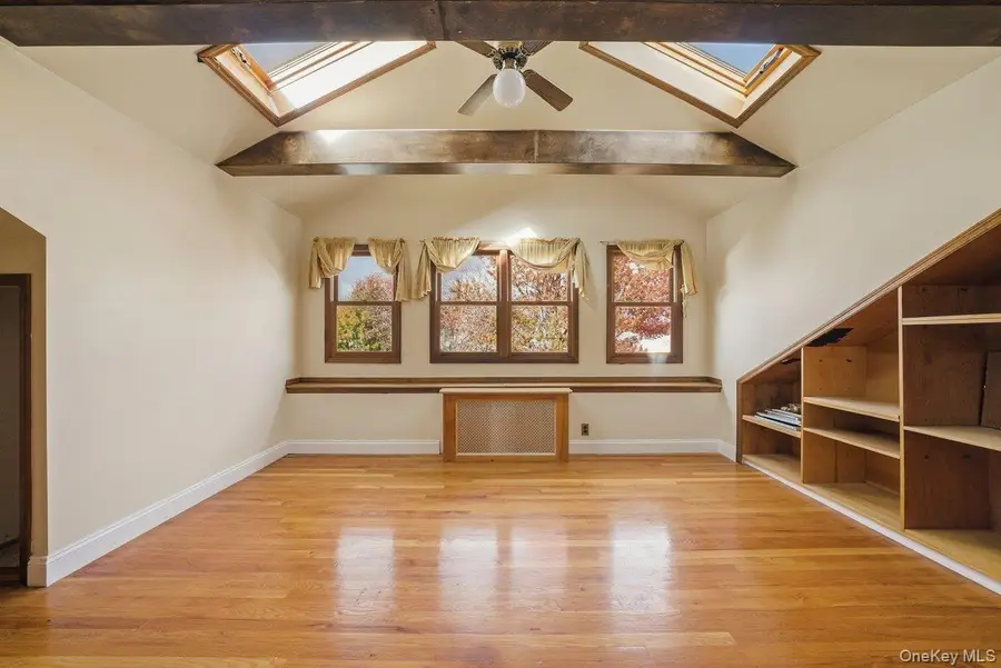 65 East 233rd Street, Bronx, NY 10470 - Image #2