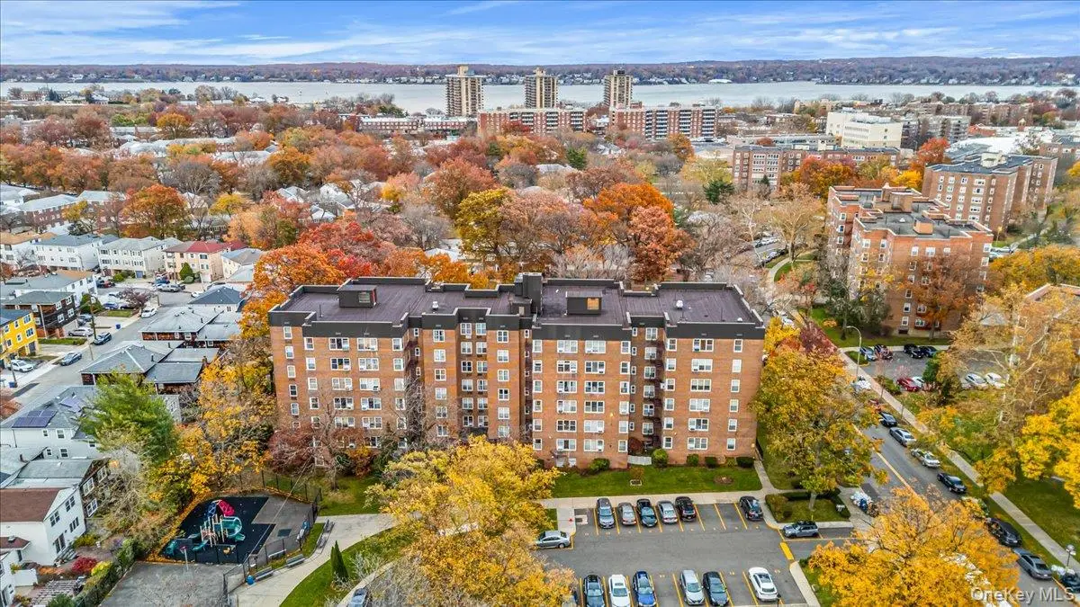 209-25 18th Avenue #6D, Bayside, NY 11360 - Image #1