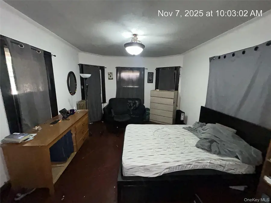 12 Washington Court, Hempstead, NY 11550 - Image #3