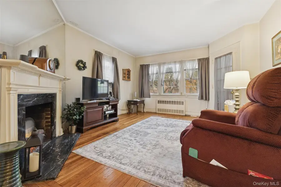 213 Burns Street, Forest Hills, NY 11375 - Image #3