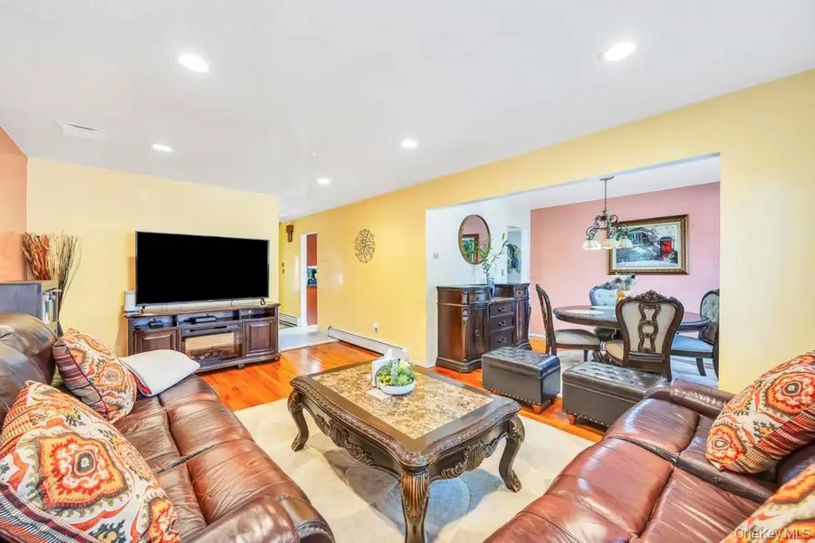 53 Stevenson Place, Deer Park, NY 11729 - Image #3