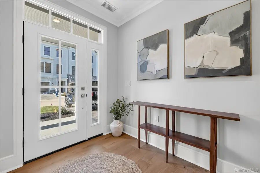 1804 Soundview Court, Yorktown Heights, NY 10598 - Image #2