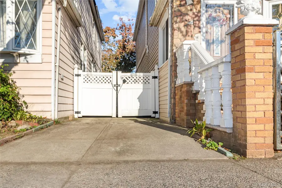 109-29 Van Wyck Expressway, Jamaica, NY 11435 - Image #3